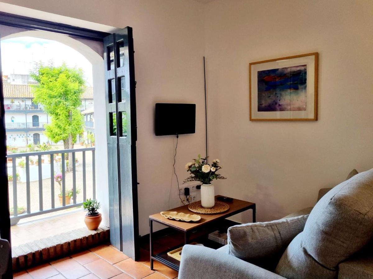 Con Patio Sevillano Appartement *
